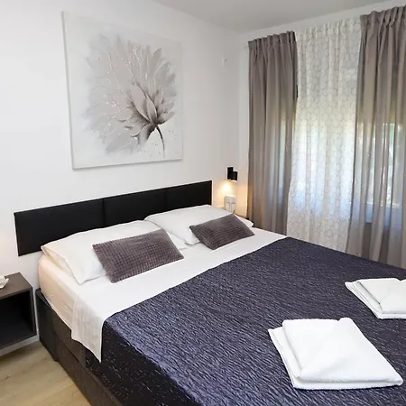 Nikolina Apartament Split