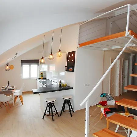 Nikolina Apartament *