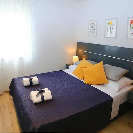 Nikolina Apartament Split