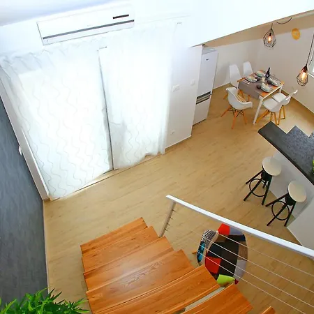 Nikolina Apartament *